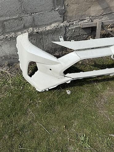 Бампер Toyota, Б/у