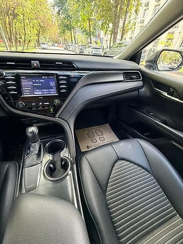 камри 2020: Toyota Camry: 2020 г., 2.5 л, Автомат, Бензин, Седан — 3