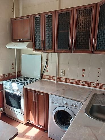 2 бөлмө, 53 м², 105-серия, 3 кабат, Эски ремонт — 10