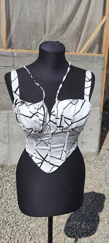 Топы и корсеты женские - Корсет-бюстье с чашками и фигурным низом