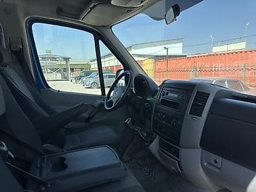 спринтер цельнометаллическая: Грузовик, Mercedes-Benz, Дубль, 3 т, Б/у — 6