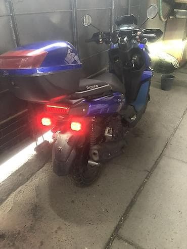 roadster: Скутер Ruber Discovery, сине-черный. Основные особенности: - — 4