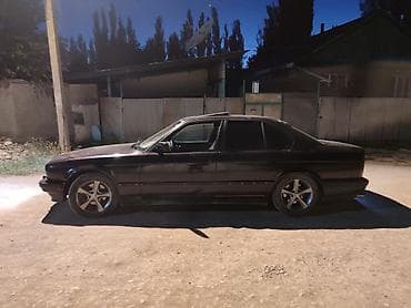 Унаа сатуу: BMW 5 series: 1991 г., 2.5 л, Кол менен иштөөчү, Седан — 10