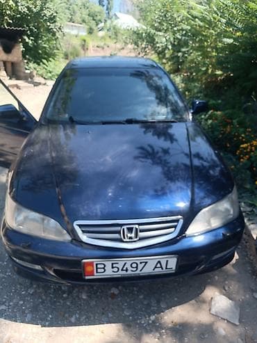 авто сатуу: Honda Accord: 2002 г., 2.2 л, Кол менен иштөөчү, Лифтбек — 5