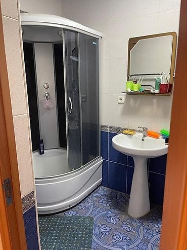 3 комнаты, 90 м², Золотой квадрат Элитка, 9 этаж, Косметический ремонт — 9