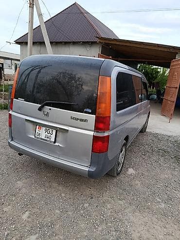 Honda Stepwgn: 2003 г., 2 л, Автомат, Бензин, Минивэн