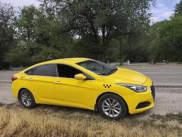 Транспорт: Hyundai i40: 2016 г., 2 л, Автомат, Седан — 9