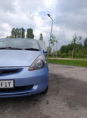 бензанасос на фит: Honda Fit: 2001 г., 1.3 л, Вариатор, Бензин — 4