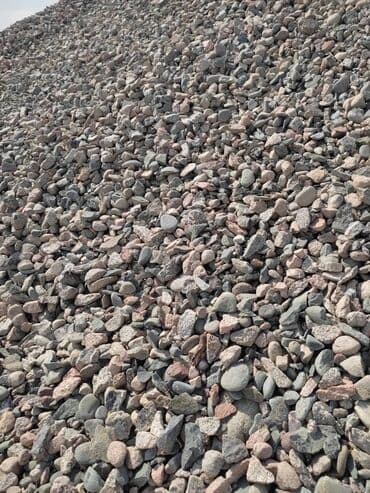 уличный стол: Щебень Щебень Щебень!!!
Для засыпки улиц и дворов 
Борьба от грязи — 4