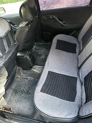 бар авто: Volkswagen Passat Variant: 1995 г., 2 л, Кол менен иштөөчү, Бензин, Универсал — 10
