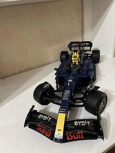 Продаю лего машинку