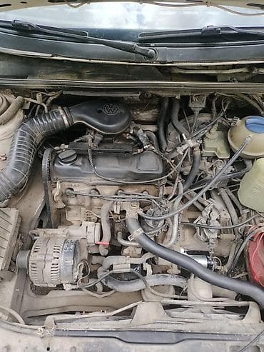 Продажа авто: Volkswagen Passat Variant: 1993 г., Универсал — 8