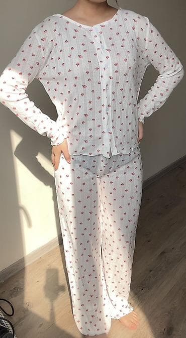 надом брюки: Женский домашний комплект (пижама) из мягкого трикотажа - Состав — 5