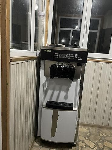 Профессиональный фризер для мягкого мороженого, напольный, с тремя
