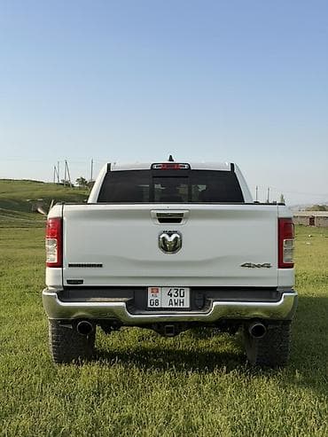 Продажа авто: Dodge Ram 1500: 2018 г., 5.7 л, Автомат, Бензин, Пикап — 5