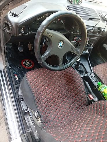 BMW 5 series: 1988 г., Бензин, Седан — 8