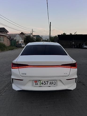 byd han ev: BYD E3: 2020 г., Робот, Электромобиль, Седан — 2