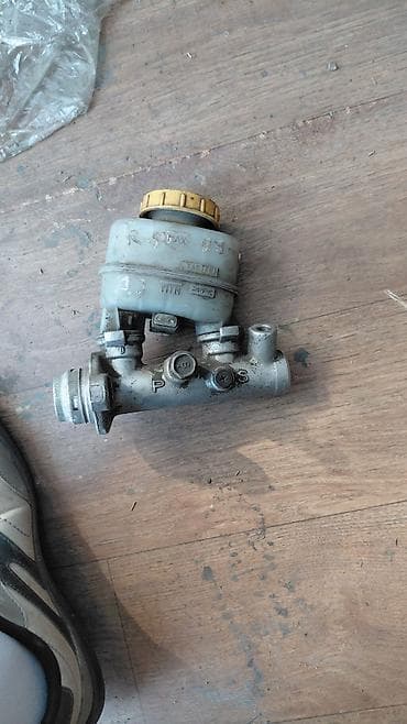 down pipe: Главный тормозной цилиндр Nissan Pathfinder R50 - Оригинал Nissan — 2