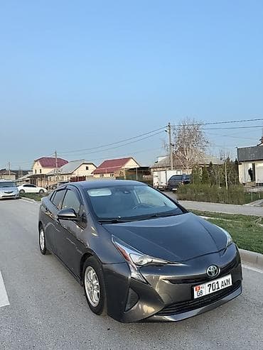 Toyota Prius: 2016 г., 1.8 л, Автомат, Гибрид, Хэтчбэк