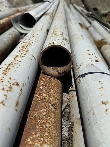 бетонный столбы: Стальные трубы б/у круглого сечения диаметр 76 - Материал: сталь - — 1