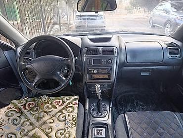 Mitsubishi: Mitsubishi Galant: 2002 г., Седан — 8