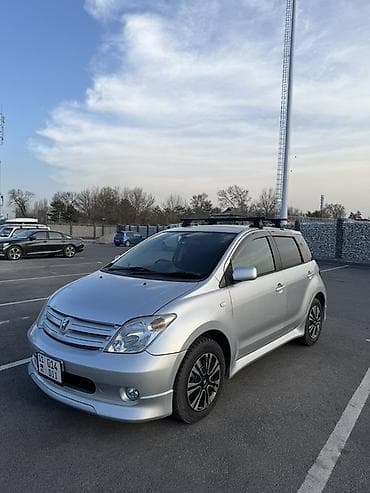 Toyota Ist: 2002 г., 1.3 л, Автомат, Бензин, Хэтчбэк — 1