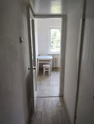 Недвижимость: 3 комнаты, 58 м², 104 серия, 4 мкр 104 серия, 4 этаж, Косметический ремонт — 3