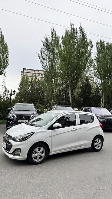 matiz 2013: Chevrolet Spark: 2019 г., 1 л, Вариатор, Бензин, Хэтчбэк — 4