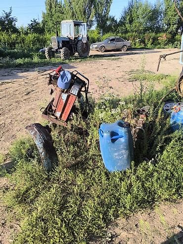 Унаа: Трактор МТЗ «Беларус» (ориентировочно МТЗ-80/82) Описание по фото: - — 1