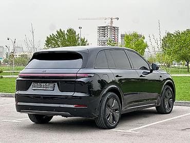 Lixiang L8: 2024 г., Автомат, Гибрид, Кроссовер — 4