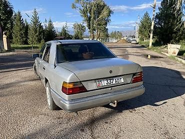 Транспорт: Mercedes-Benz W124: 1992 г., 2.9 л, Механика, Бензин, Седан — 2