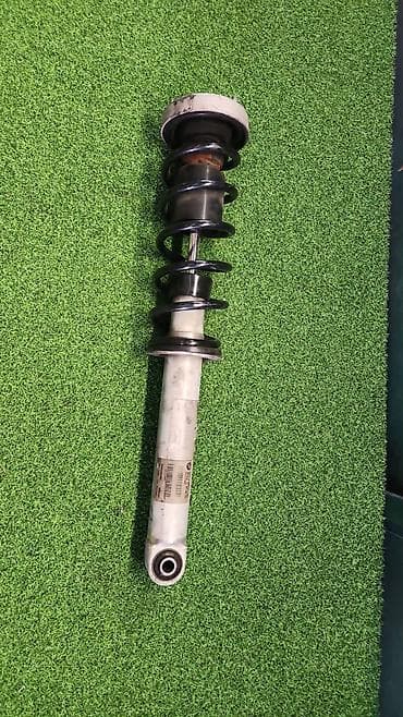 bmv e: Стойка Амортизатор зад е60 6 766 049 Год 2006 В отличном состоянии — 2