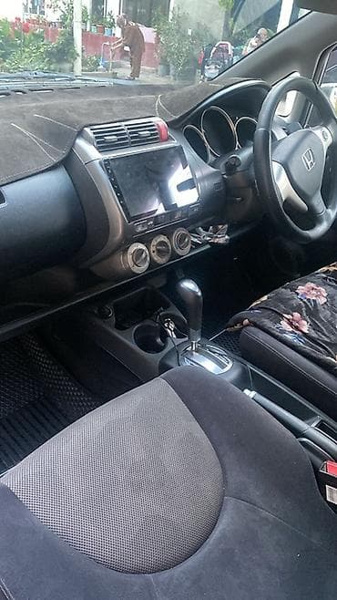 нонда: Honda Fit: 2007 г., 1.5 л, Вариатор, Бензин, Хэтчбэк — 5