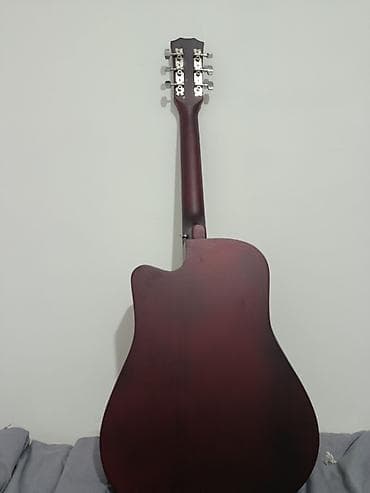 пины: Акустическая гитара Dreadnought с вырезом (cutaway), 6-струнная — 2