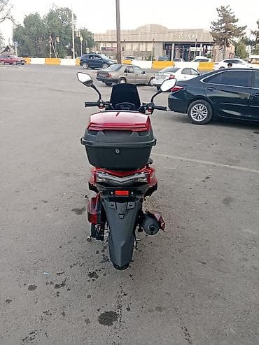 Мототехника: Тип скутера 150 куб. см, Бензин, Новый — 4