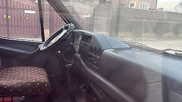 vw t4: Пассажирский микроавтобус Mercedes‑Benz Sprinter (длинная база — 5