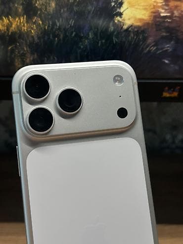 ipone 13 pro max: IPhone 17 Pro Max, Б/у, 512 ГБ, Белый, Зарядное устройство, Кабель, Коробка, 100 % — 2