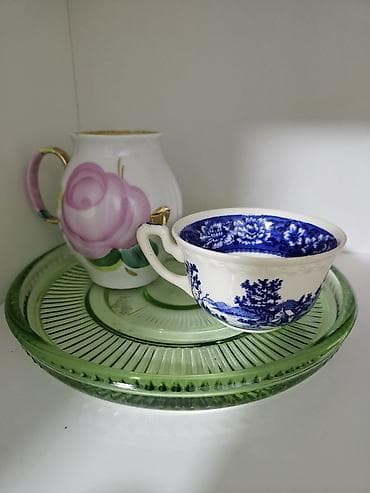 foldable table: 3000 — 7