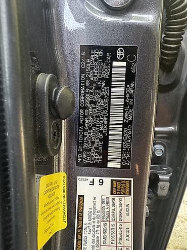 prius: Toyota Prius: 2018 г., 1.8 л, Вариатор, Гибрид, Хэтчбэк — 1