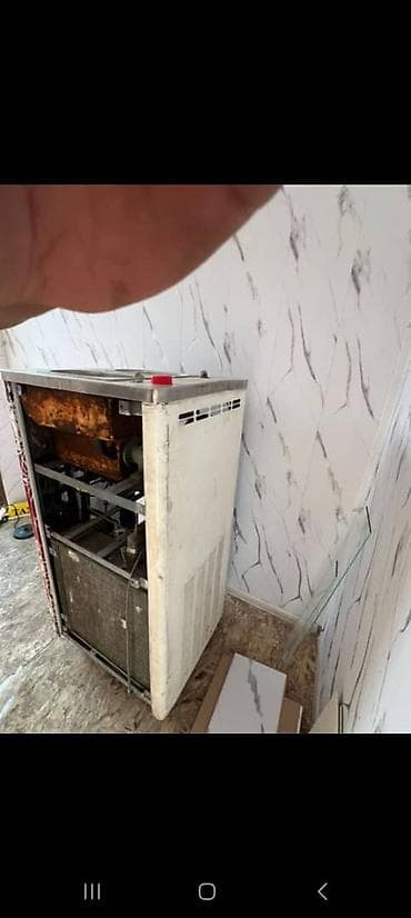 кординатный станок: Аппарат для мягкого мороженого (фризер) - Напольная модель с тремя — 3