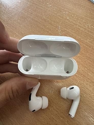 один наушник: Зымсыз ичине салынуучу кулакчындар, Apple, Airpods 3, Колдонулган — 3