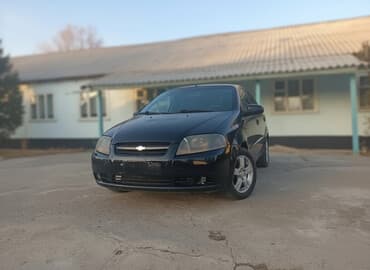 Chevrolet Aveo: 2005 г., 1.5 л, Механика, Бензиновая, Седан
