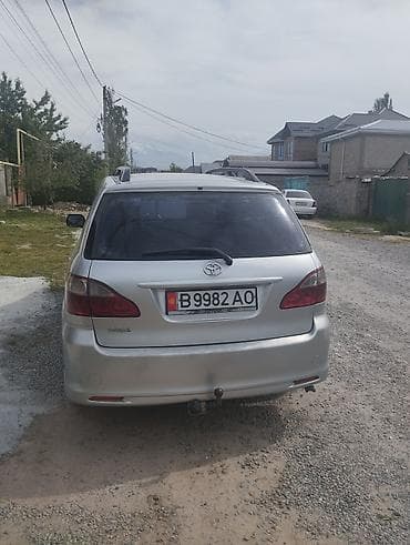 id 4: Toyota Avensis Verso: 2004 г., 2 л, Механика, Дизель, Минивэн — 4