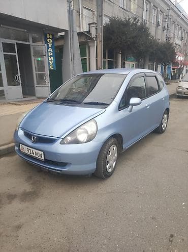 Honda Fit: 2002 г., 1.3 л, Автомат, Бензин, Хэтчбэк