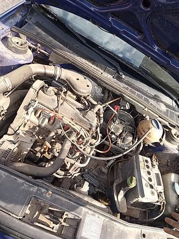 Volkswagen Golf: 1997 г., Механика, Бензин, Хэтчбэк