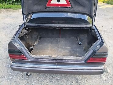 Mercedes-Benz W124: 1992 г., 2.3 л, Механика, Бензин, Седан — 9