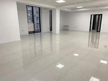 балыкчы отель: Продажа офисов 164 м², С ремонтом, Без мебели, Бизнес центр, 3 этаж — 5