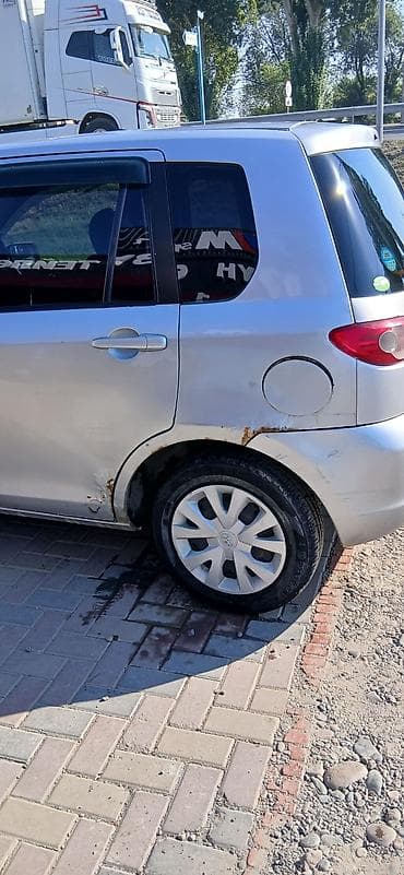 harley davidson dyna super glide: Mazda Demio: 2004 г., 1.3 л, Автомат, Бензин, Хэтчбэк — 2