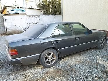 Mercedes-Benz W124: 1990 г., 2.3 л, Механика, Бензин, Седан — 3