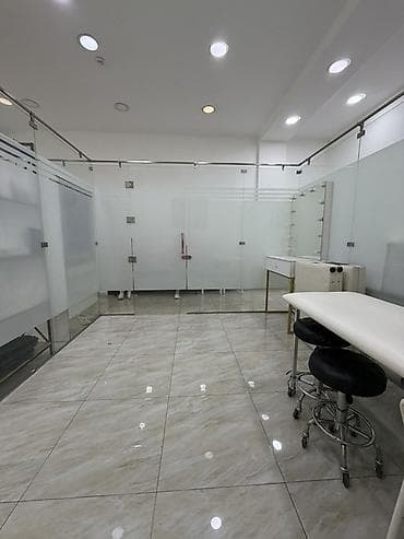 Недвижимость: Аренда кабинетов в салонах красоты, 15 м², Для визажиста — 2